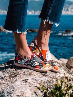 Uin footwear Hana Toledo walking shoes